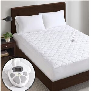 Heated White Quilted Mattress Pad with Controller New